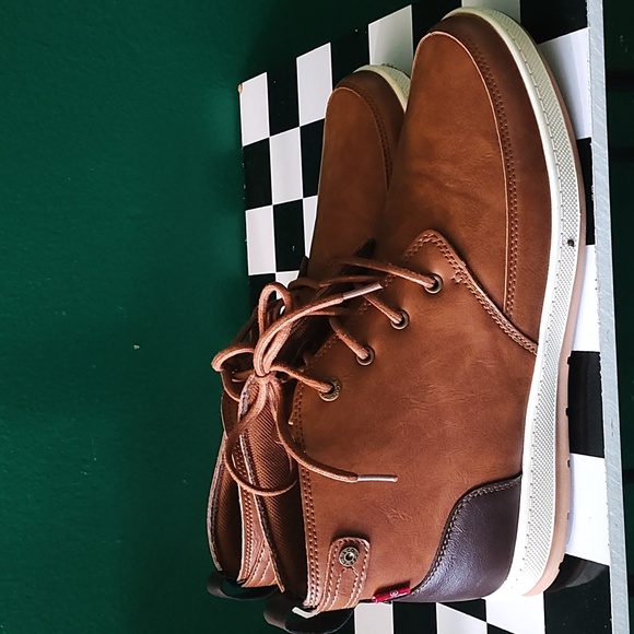 Levi's shoes - Picture 2 of 5